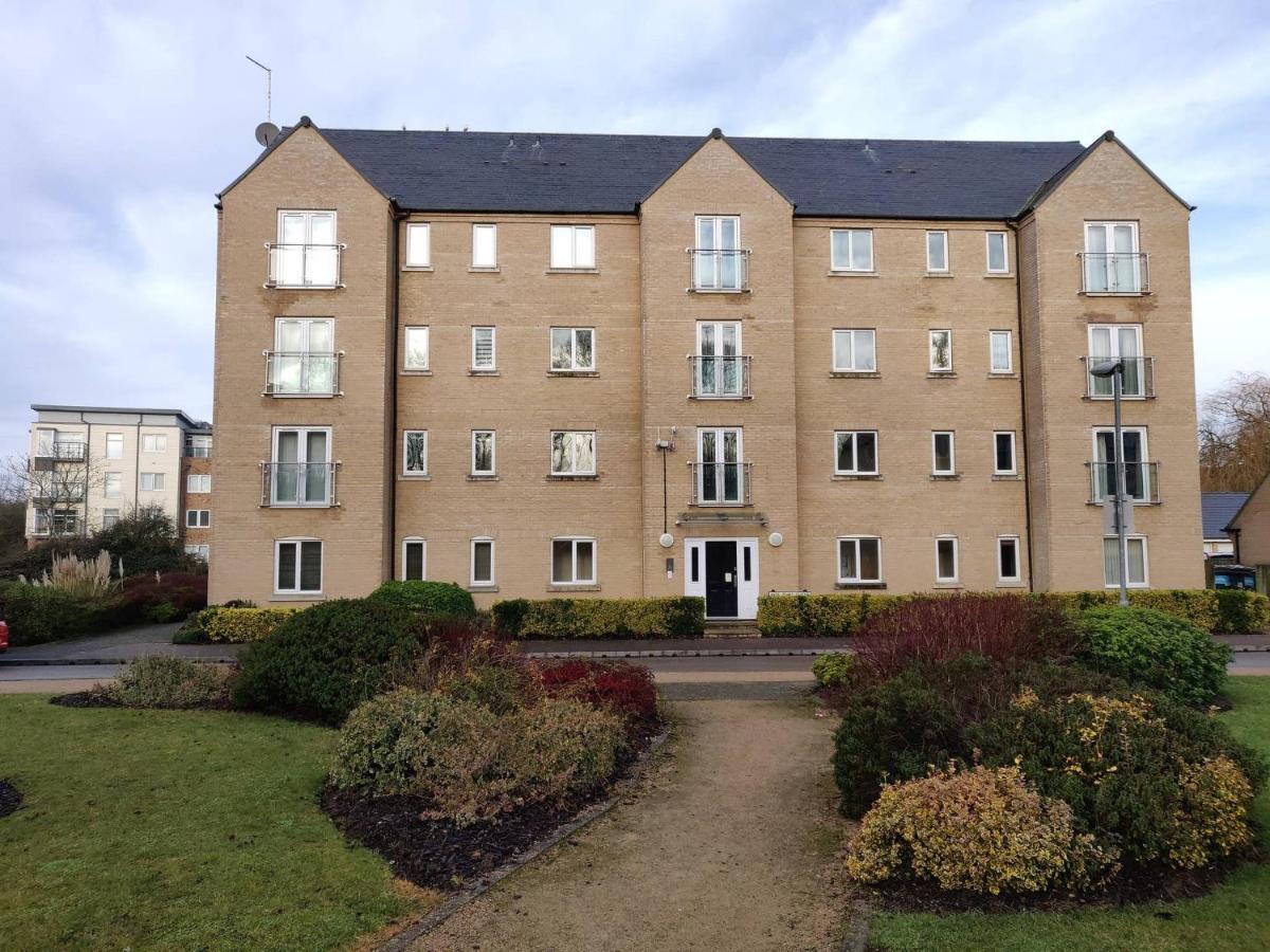 River Ground Floor Apartment - 70 Skipper Way St. Neots Exterior foto